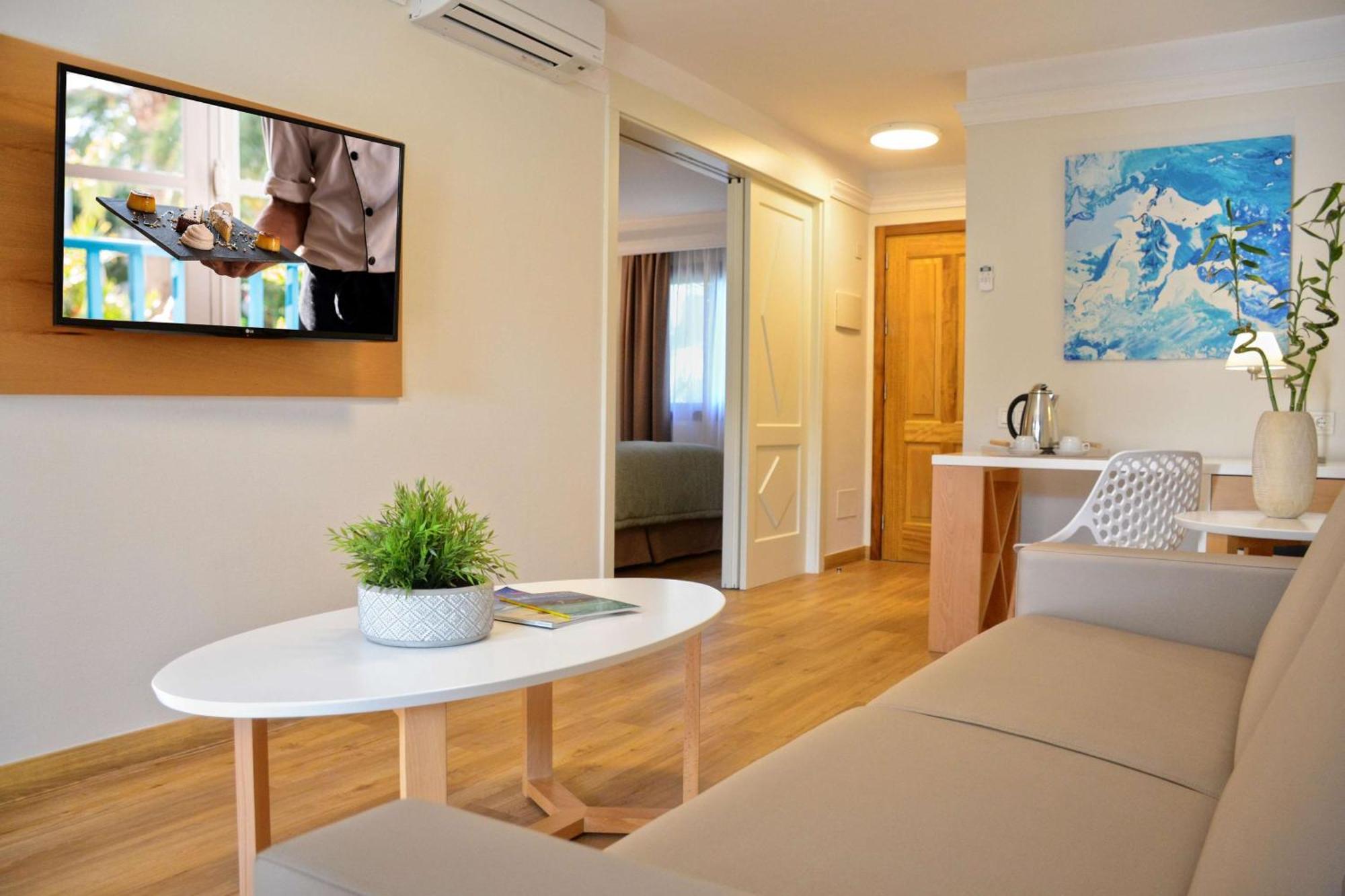 Alua Suites Fuerteventura 科拉雷侯 外观 照片